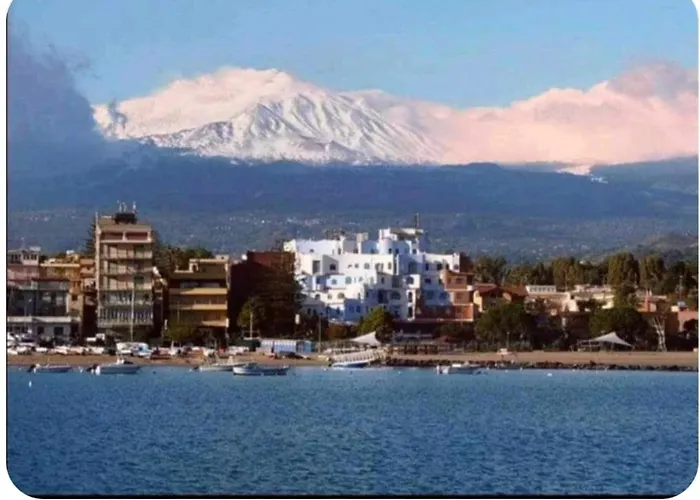La Dimora Di Rosa * Giardini Naxos